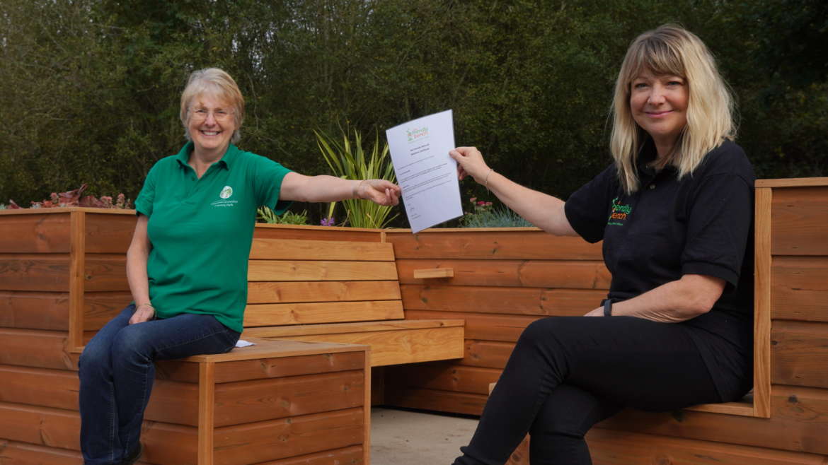 Morag and Lyndsey, the creator of The Friendly Bench